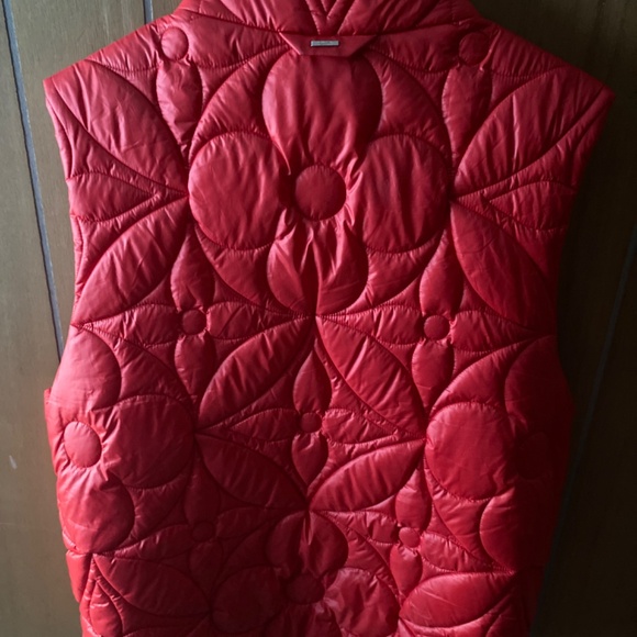 Louis Vuitton Vest - Picture 3 of 3